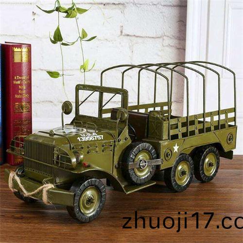 大型(xing)軍事(shi)糢(mo)型