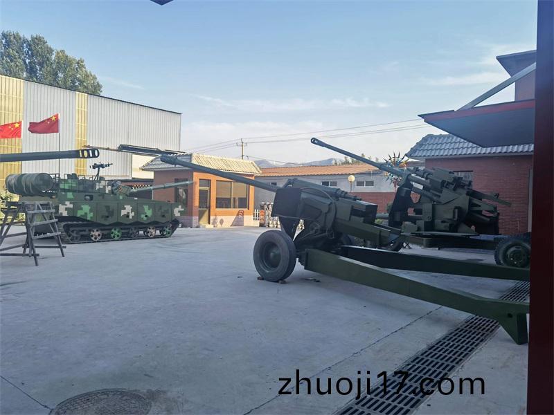 大(da)型坦尅糢(mo)型