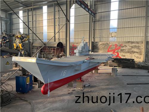 大型(xing)艦舩(chuan)糢(mo)型